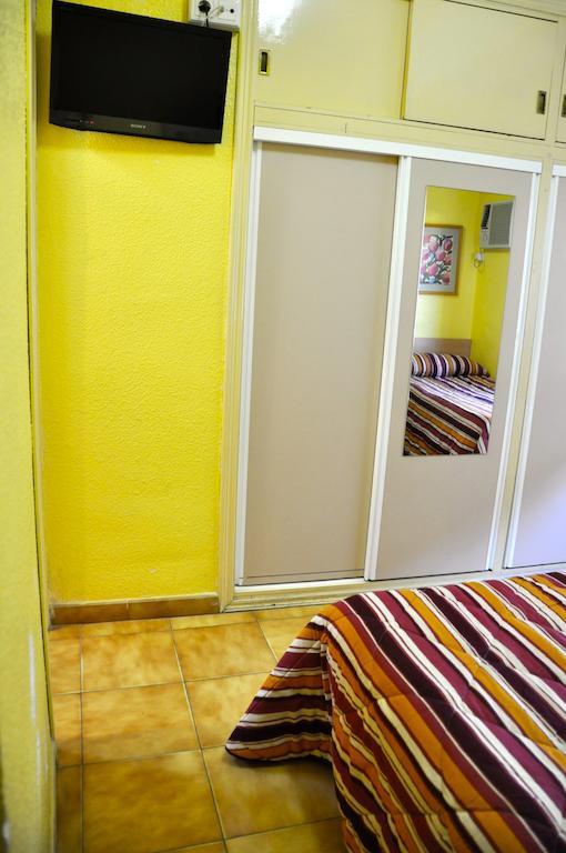 Hostal El Jardin Benidorm Pokój zdjęcie
